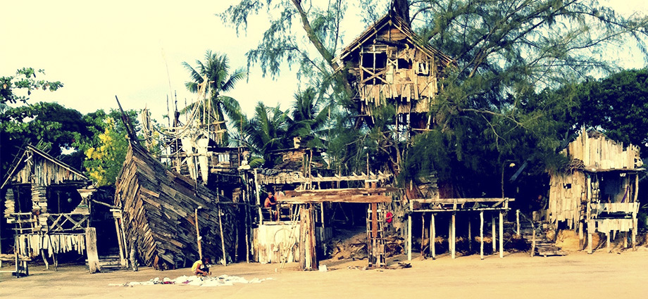 Rasta Baby Bar (Ao Yai Beach, West coast)