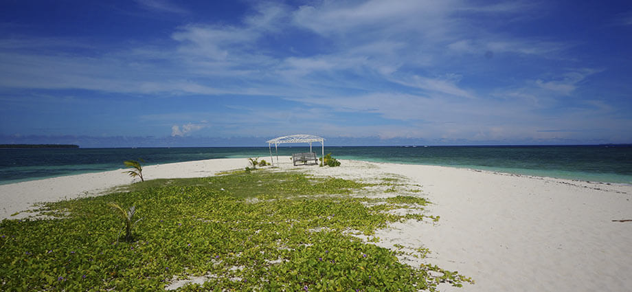 naked-island-siargao